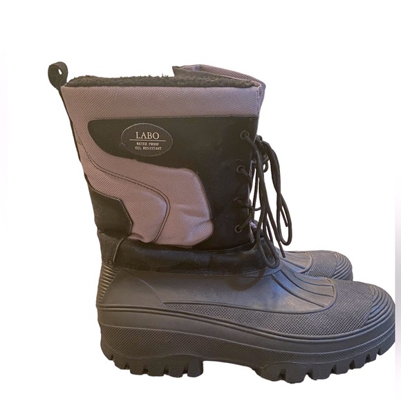Labo Other - LABO snow boots. Size 9